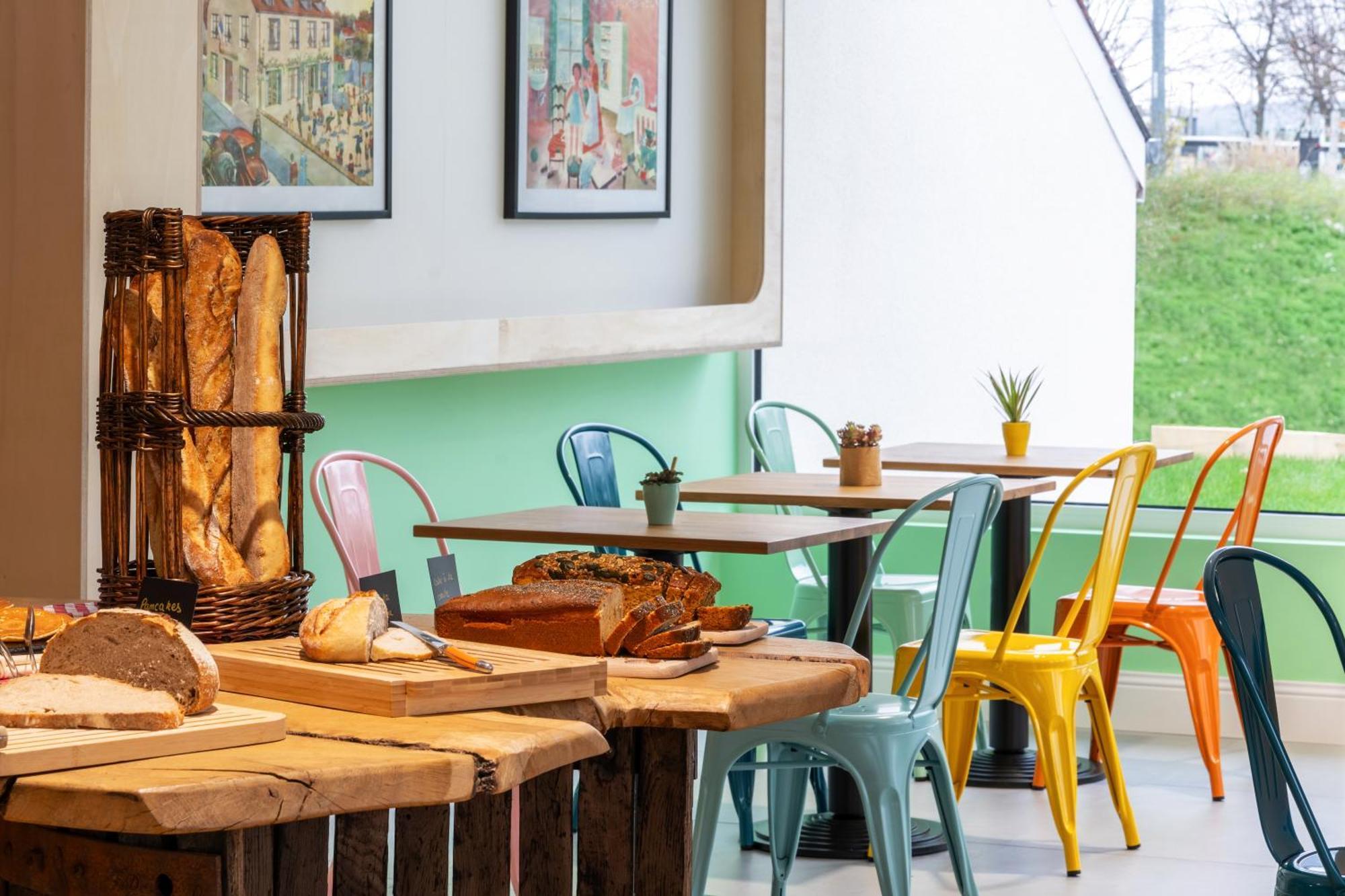 Greet Hotel Chatellerault Ngoại thất bức ảnh